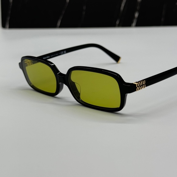 NEW MIU MIU SMU 11ZF 16K07O BLACK GREEN MU 11ZS WOMEN MU11ZS SUNGLASSES main image 10
